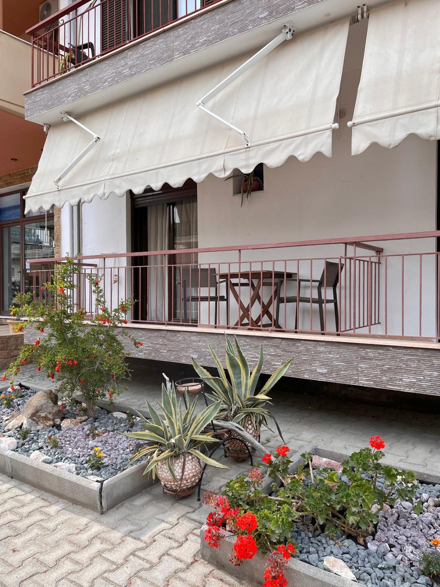 Almira Studios Σάρτη Εξωτερικό φωτογραφία